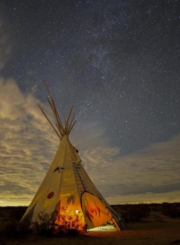 Luxury tent Teepee At Mojave